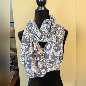 Infinity scarf ( free with $50.00 purchase)